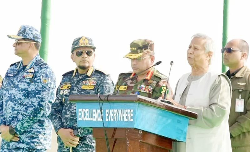 সেনাবাহিনী জাতির অহংকার, বিশ্বাসের জায়গা : প্রধান উপদেষ্টা