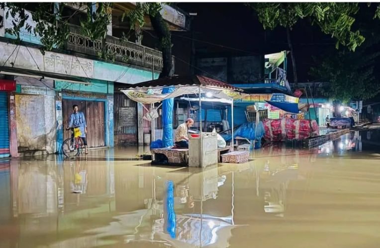 কুশিয়ারা নদীর ডাইক ভাঙনে বিয়ানীবাজারের নিম্নাঞ্চল প্লাবিত