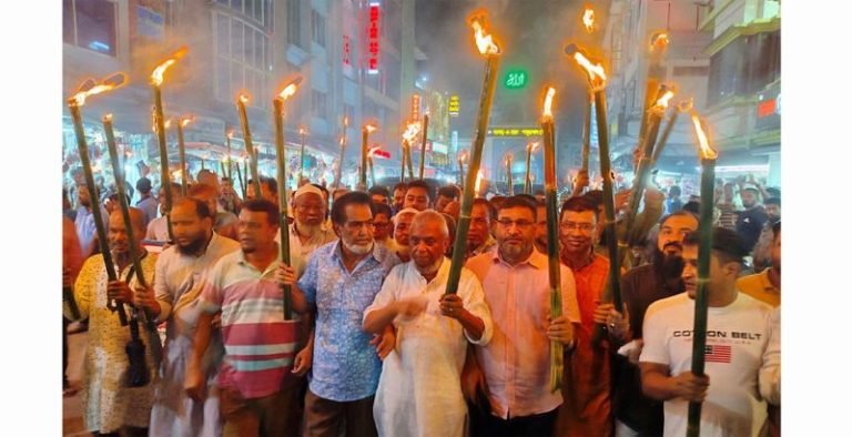 সিলেটের প্রতি উন্নয়ন বৈষম্য দূর করতে মশাল মিছিল