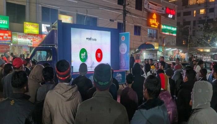 ভোটের গাড়ি সুনামগঞ্জ জেলার গ্রামে-গঞ্জে, গণভোটের বার্তা