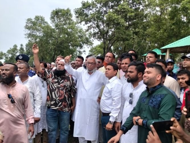 জাফলংকে আধুনিক ও নিরাপদ পর্যটন নগরী হিসেবে গড়ে তোলা হবে- প্রবাসীকল্যাণ মন্ত্রী 