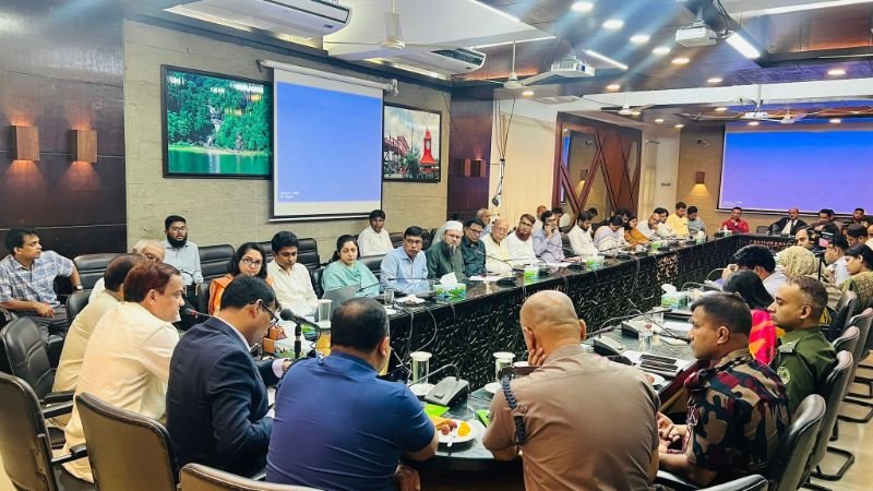 <span style='color:#000;font-size:18px;'>মাস্টারপ্ল্যান প্রণয়নে করণীয় নির্ধারণ বিষয়ক সভা</span><br/> শাহজালাল (রহ.) মাজারে দান করা অর্থের স্বচ্ছতা ও জবাবদিহিতা নিশ্চিত করবে প্রশাসন