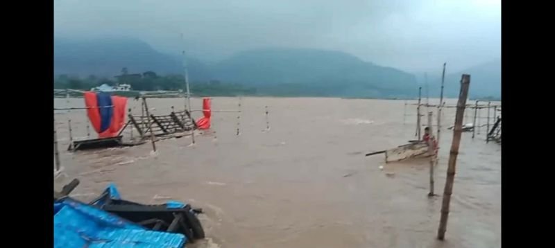 সাদাপাথর পর্যটনকেন্দ্র বন্ধ ঘোষণা