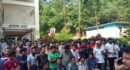<span style='color:#000;font-size:18px;'>মুক্ত হলেও ক্যাম্পাস ছাড়তে পারবেন না শিক্ষকরা</span><br/> সিলেট ইঞ্জিনিয়ারিং কলেজে শাট ডাউন কর্মসূচি চালিয়ে যাওয়ার ঘোষণা শিক্ষার্থীদের