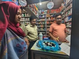 সিলেটে ফার্মেসিতে অভিযান চালিয়ে অর্ধ লক্ষ টাকা জরিমানা