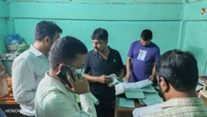কালিঘাটে মোবাইল কোর্টের অভিযানে ৮০ হাজার টাকা জরিমানা