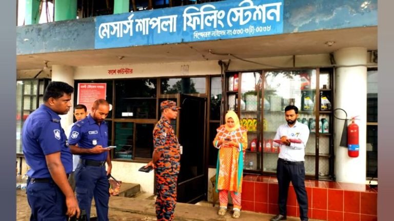 জৈন্তাপুরে প্রশাসনের ভ্রাম্যমাণ অভিযানে জরিমানা 