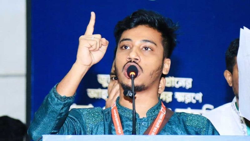 ‘সমন্বয়ক’ পরিচয়ে গুলশানে চাঁদাবাজি: বহিষ্কৃত বাগছাস নেতা গ্রেফতার 