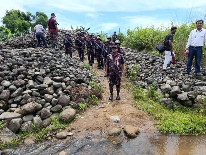 উৎমা ছড়া এলাকা থেকে ২ লাখ ঘনফুট পাথর উদ্ধার