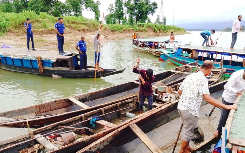 জাফলংয়ে টাস্কফোর্সের অভিযানে ৩ জনকে কারাদণ্ড