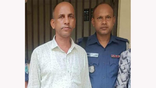 গোয়াইনঘাটে চাঁদাবাজি সহ একাধিক মামলার আসামি রিয়াজ মেম্বার গ্রেফতার