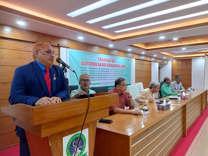 সিকৃবিতে আউটকাম বেজড এডুকেশন শীর্ষক প্রশিক্ষণ অনুষ্ঠিত