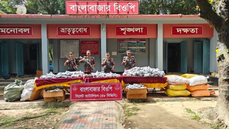 সিলেটে দেড় কোটি টাকার চোরাচালানী মালামাল আটক সিলেটে দেড় কোটি টাকার চোরাচালানী মালামাল আটক