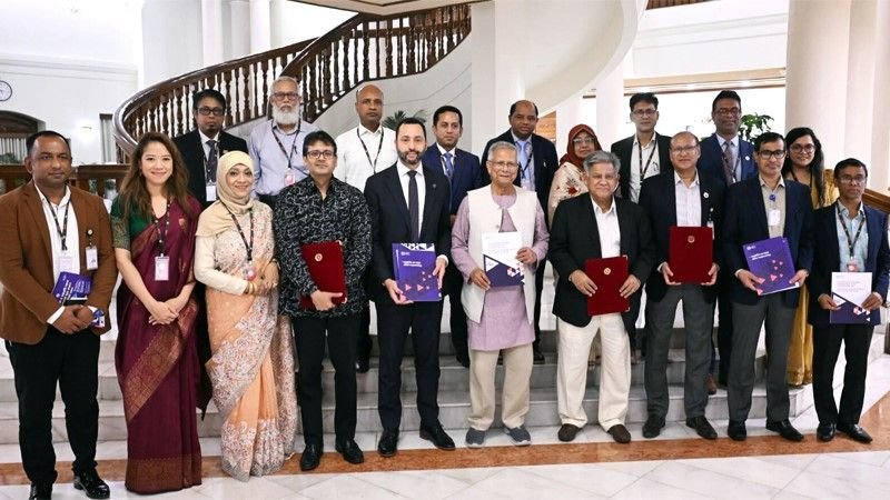 <span style='color:#000;font-size:18px;'>জামায়াত-এনসিপিকে ড. ইউনূস</span><br/> ‘আমাদের নিরপেক্ষতা নিয়ে নিশ্চিন্ত থাকুন’