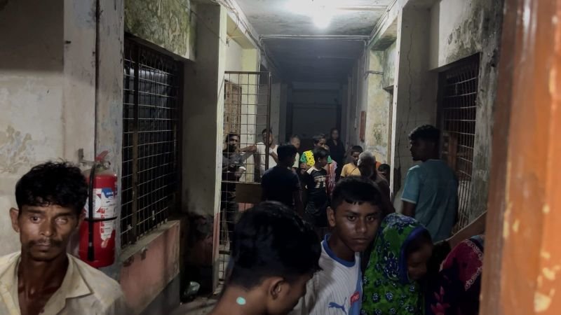 হবিগঞ্জে পূর্ব বিরোধকে কেন্দ্র করে দুইপক্ষের সংঘর্ষে আহত- ৩০