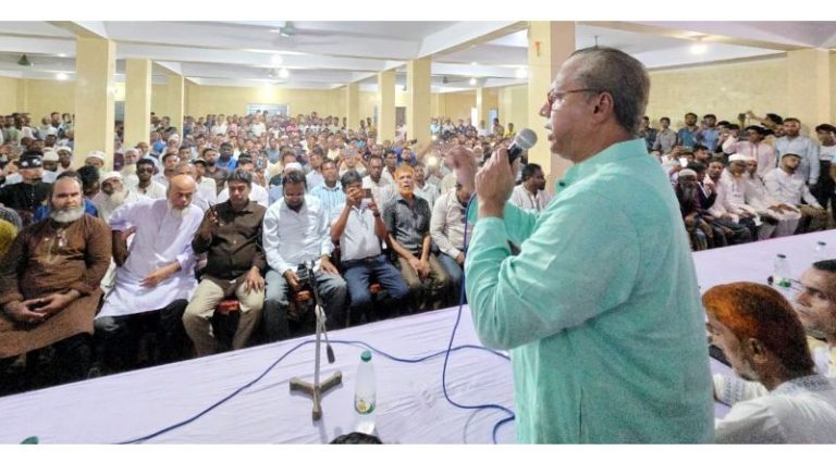 <span style='color:#000;font-size:18px;'>দোয়ারাবাজারে বিএনপি অঙ্গ-সংগঠনের কর্মীসভা</span><br/> দেশ ও জাতির স্বার্থে ধানের শীষকে বিজয়ী করতে হবে : মিজান চৌধুরী <span style='color:#000;font-size:18px;'>দোয়ারাবাজারে বিএনপি অঙ্গ-সংগঠনের কর্মীসভা</span><br/> দেশ ও জাতির স্বার্থে ধানের শীষকে বিজয়ী করতে হবে : মিজান চৌধুরী