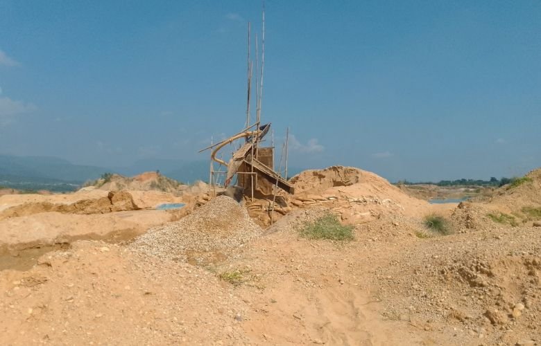 শাহ আরেফিন টিলা থেকে পাথর উত্তোলন, ১ জনকে ৬ মাসের সাজা