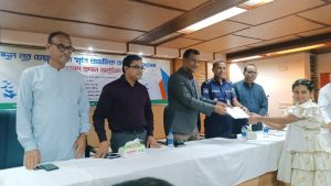 শান্তিগঞ্জে আব্দুন নুর চেয়ারম্যান স্মৃতি প্রাথমিক মেধাবৃত্তি পরীক্ষার বৃত্তি ও সনদ প্রদান