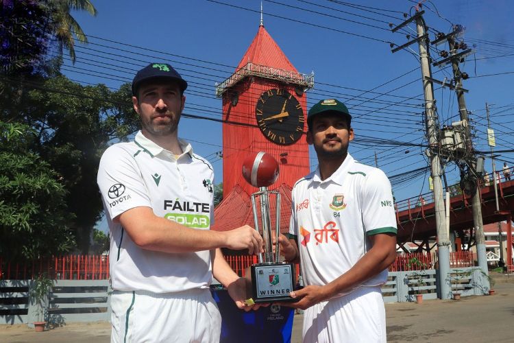 সিলেটে বাংলাদেশ-আয়ারল্যান্ড টেস্ট সিরিজের ট্রফি উন্মোচন