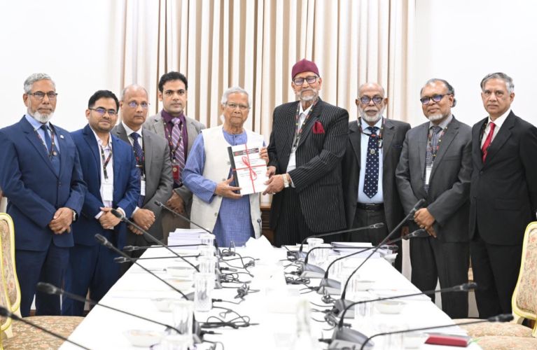 <span style='color:#000;font-size:18px;'>তদন্ত কমিশন</span><br/> বিডিআর হত্যাকাণ্ডে দলগতভাবে আ’লীগ জড়িত, সমন্বয়কারী তাপস