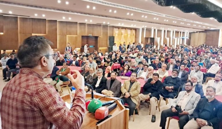 <span style='color:#000;font-size:18px;'>পিপলস ভয়েস’র নাগরিক সংলাপ</span><br/> সিলেটের উন্নয়নে দীর্ঘমেয়াদী পরিকল্পনা বাস্তবায়ন করতে হবে