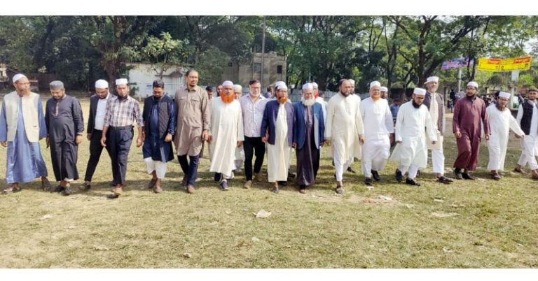 <span style='color:#000;font-size:18px;'>সিলেটে ৮ দল নেতৃবৃন্দের আলিয়া মাঠ পরিদর্শন</span><br/> ‘৬ ডিসেম্বর সিলেট বিভাগীয় সমাবেশ জনসমুদ্রে পরিণত হবে ইনশাআল্লাহ’
