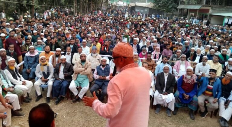 <span style='color:#000;font-size:18px;'>গোয়াইনঘাটে গণসংযোগ-সমাবেশ-পথসভা</span><br/> বিএনপি ক্ষমতায় গেলে শান্তি ও সমৃদ্ধির পথে ফিরবে বাংলাদেশ : আরিফুল হক চৌধুরী