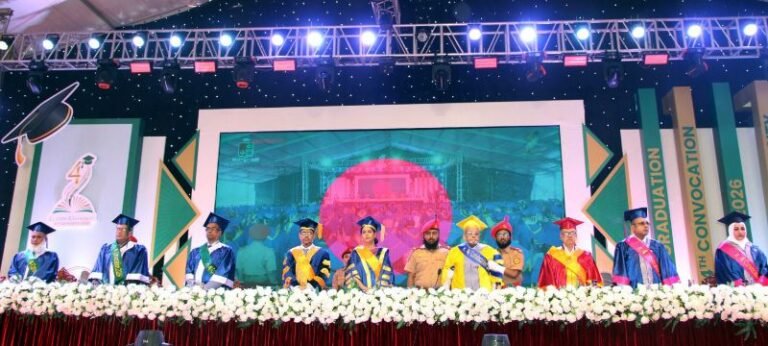 <span style='color:#000;font-size:18px;'>লিডিং ইউনিভার্সিটির চতুর্থ সমাবর্তনে সৈয়দা রিজওয়ানা হাসান</span><br/> সমাজের জন্য জীবনের লক্ষ্য নির্ধারণ করতে হবে