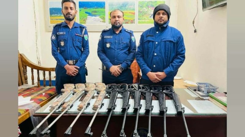 জৈন্তাপুরে ১০টি ভারতীয় এয়ারগান উদ্ধার