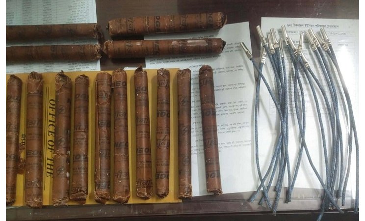 জৈন্তাপুরে র‌্যাব-৯ এর অভিযান, বোমা তৈরির ভারতীয় বিপুল সরঞ্জাম ও ডেটোনেটর উদ্ধার