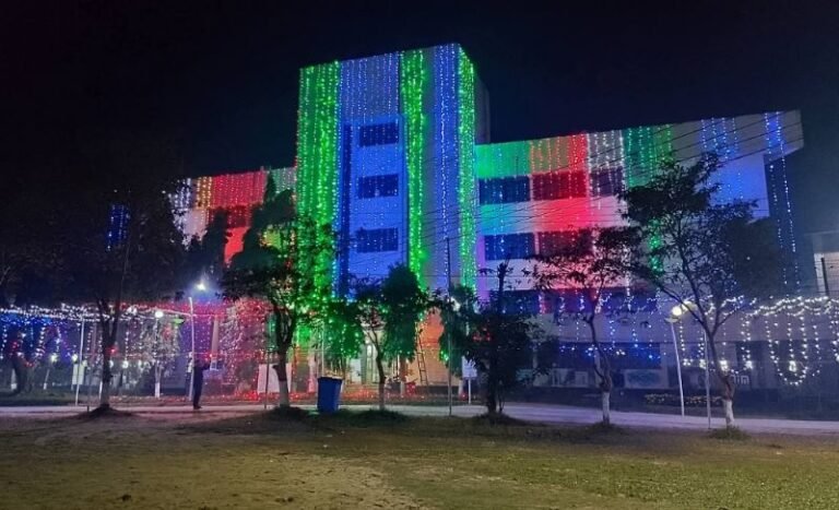 শাবি প্রেসক্লাবের তিন দশক পূর্তিতে বর্ণিল সাজে সেজেছে ক্যাম্পাস