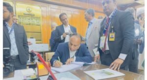 গোলাপগঞ্জ-বিয়ানীবাজারবাসীকে উৎসর্গ সংসদ সদস্য হিসেবে শপথ নিলেন এমরান চৌধুরী