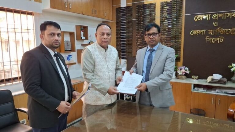 কালো টাকার ছড়াছড়িসহ নানা অভিযোগ-শঙ্কা, রিটার্নিং কর্মকর্তা বরাবরে অভিযোগ এমরান চৌধুরীর