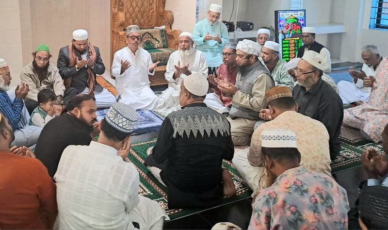 জাতীয় নির্বাচনে নিরঙ্কুশ বিজয়ে বিএনপি নেতা মাহবুব চৌধুরীর উদ্যোগে দোয়া মাহফিল