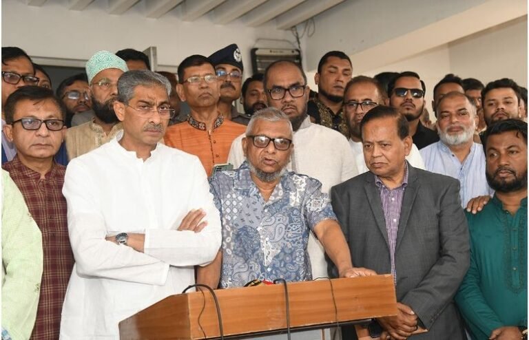 প্রবাসীদের জন্য শিগগিরই প্রবাসী কার্ড চালু করা হবে-প্রবাসী কল্যাণমন্ত্রী