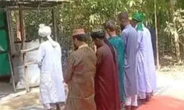 সৌদির আগেই এবার চাঁদপুরে ৭ মুসল্লির ঈদ উদ্‌যাপন