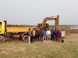 দিরাইয়ে নদীর তীর থেকে মাটি লুট, যুবকের কারাদণ্ড