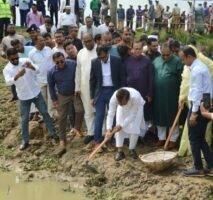 বিশ্বের অধিকাংশ দেশেই বাণিজ্য ঘাটতি রয়েছে- বাণিজ্যমন্ত্রী মুক্তাদির 