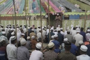 দেশে ফিরতে না পারার কষ্ট নিয়ে ক্যাম্পেই ঈদ রোহিঙ্গাদের