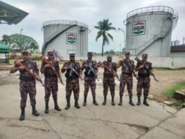 সিলেটে জ্বালানী তেলের ডিপোর নিরাপত্তায় বিজিবি মোতায়েন