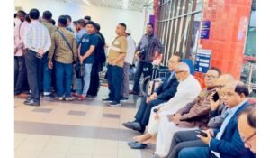 ঢাকা থেকে মধ্যপ্রাচ্যগামী ৩৫ ফ্লাইটের শিডিউল বিপর্যয়