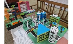 <span style='color:#000;font-size:18px;'>বিজ্ঞান মেলা</span><br/> খুদে বিজ্ঞানীদের নানা উদ্ভাবন, নজরকাড়া প্রদর্শনী