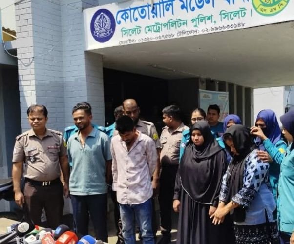 সিলেটে হানিট্রাপ চক্রের ৪ সদস্য গ্রেফতার ও ভিকটিম উদ্ধার