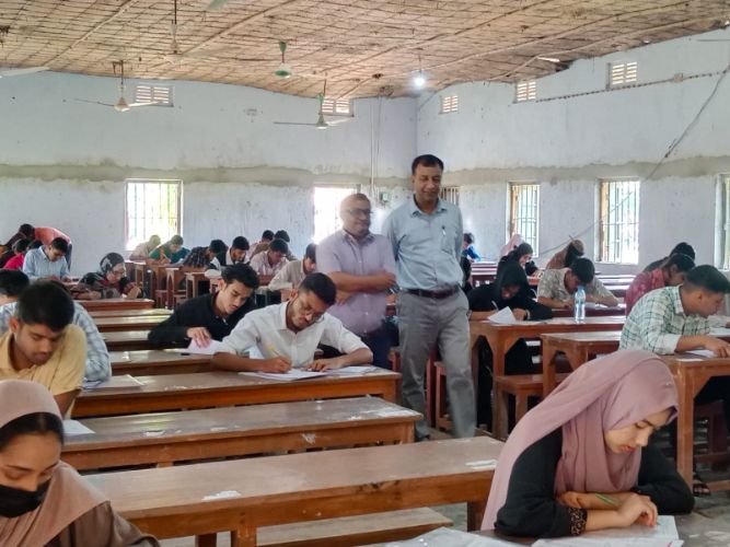 সুনামগঞ্জ বিজ্ঞান ও প্রযুক্তি বিশ্ববিদ্যালয়ে গুচ্ছ ভর্তি পরীক্ষা সম্পন্ন