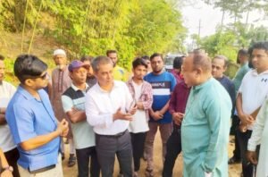 বাঘায় বুরহান উদ্দিন সড়কের সংস্কারকাজ দ্রুত সম্পন্নের নির্দেশ এমপি এমরান চৌধুরীর