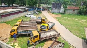 শ্রীমঙ্গলে অবৈধ বালু উত্তোলনের অভিযোগে ৬ ট্রাক আটক, সক্রিয় সিন্ডিকেট