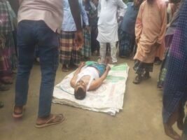 স্ত্রীর সাথে ঝগড়ার জেরে কমলগঞ্জে ফাঁস লেগে যুবকের আত্মহত্যা