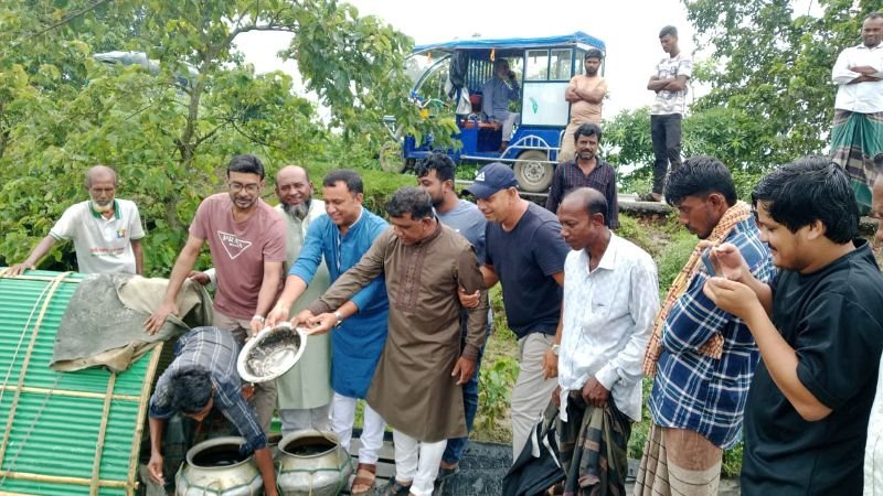দিরাইয়ে হাওরে লক্ষাধিক মাছের পোনা অবমুক্ত