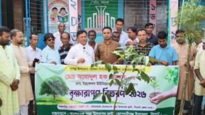 কোম্পানীগঞ্জের বিভিন্ন পূজামণ্ডপে বৃক্ষরোপণ