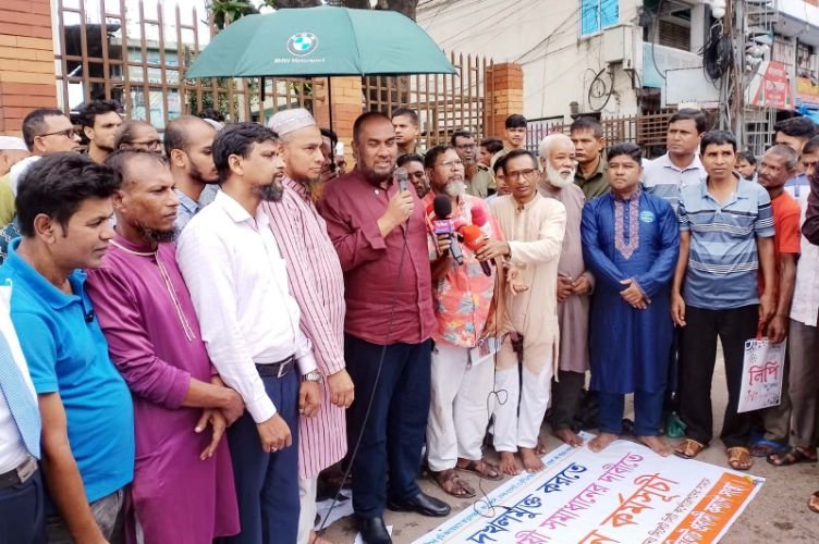 ফুটপাত ও রাস্তা দখলমুক্ত না হলে নগর ভবনেই প্রতিকী হকার কর্মসূচীর ঘোষণা